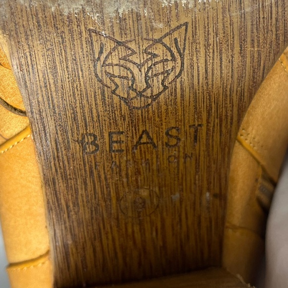 BEAST Fashion Tan Block Heel Booties – Size 9 👢 - Picture 6 of 7